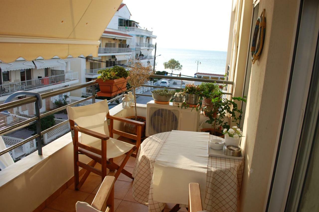 Cosy Home Peraía Екстериор снимка